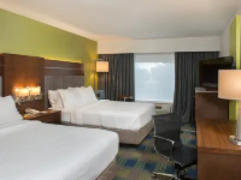 Holiday Inn Express & Suites CLIFTON PARK by IHG Hotels in Clifton Park