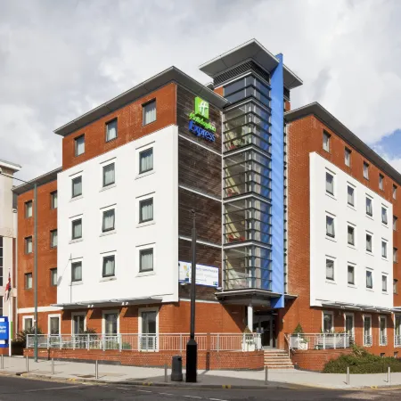 Holiday Inn Express STEVENAGE by IHG