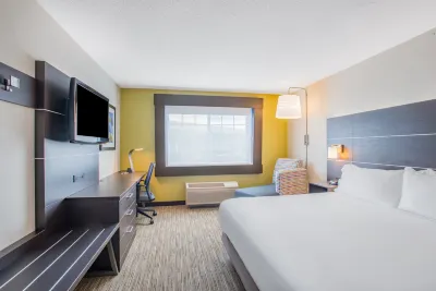 Holiday Inn Express & Suites Boston - Marlboro Hotel a Hudson