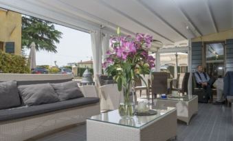Hotel Venice Resort Airport