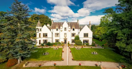 Kincraig Castle Hotel Отели в г. Инвергордон
