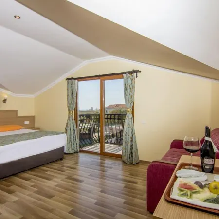 Magic Tulip Beach Hotel