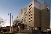 DoubleTree by Hilton St. Paul East - parking
