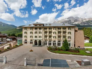 Grand Hotel Savoia Cortina D’Ampezzo, A Radisson Collection Hotel