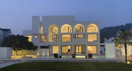 Sanshan Island HoldDream Designer Castel Homestay Отели рядом с достопримечательностью «Zhili Ancient Village»