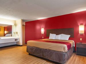 Econo Lodge Kent - Akron West