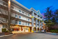 Hotel Nexus, BW Signature Collection Hotels near Northgate Station