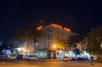 Hotel 2001