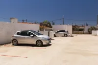UY Proa Sur Hotel - parking