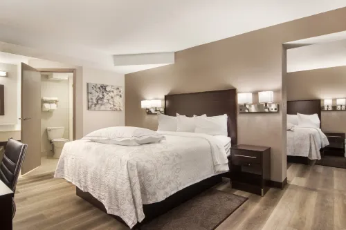 Red Roof Inn Plus & Suites Erie