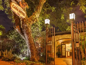 Las Lomas Casa Hotel