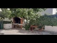 Apartment 6, First Floor Hotels near beach Mezaroca