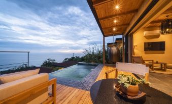 Laloon Luxury Suites - Adults Only