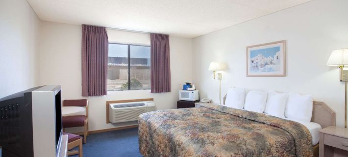 Super 8 by Wyndham Yuma Hotels in Yuma County