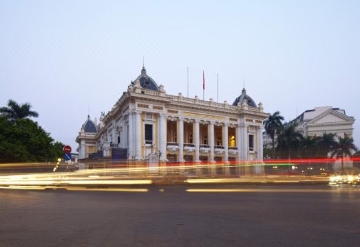 2. 이블린 인도차인..