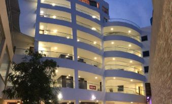 Portobelo Plaza de las Americas