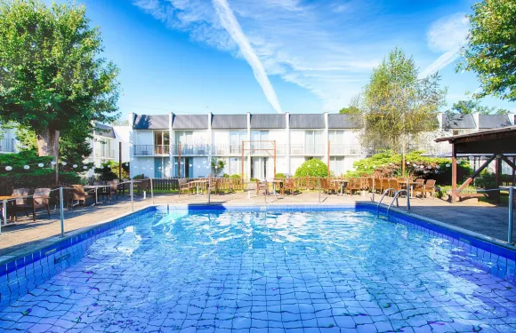 萊昂納多杜塞爾多夫機場拉廷根酒店