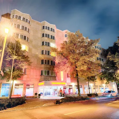 ليوناردو هوتل دوسلدورف سيتي سنتر Hotels near أوبربيلك