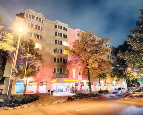 Leonardo Hotel Düsseldorf City Center Hotels near Südpark