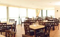 Üstün Hotel Alsancak
