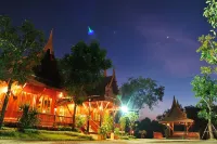 Ayodhara Village Hoteles en Nakhon Luang