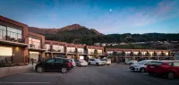 Kamana Lakehouse - parking