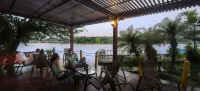 Pachira Lodge Hotels in Colorado