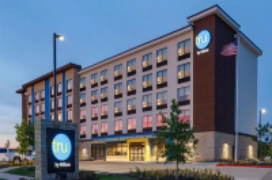 Tru by Hilton Frisco Dallas