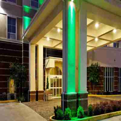 Holiday Inn Batesville Hotel Exterior