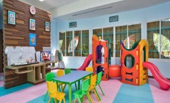 Graceland Khaolak Beach Resort