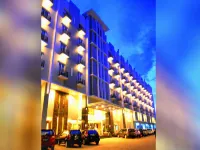 Orchardz Hotel Ayani Hotels in Parit Tokaya