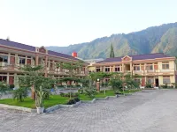 Rogate Beach Hotel - Beach