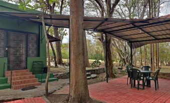 Bamboo Banks Farm & Guest House