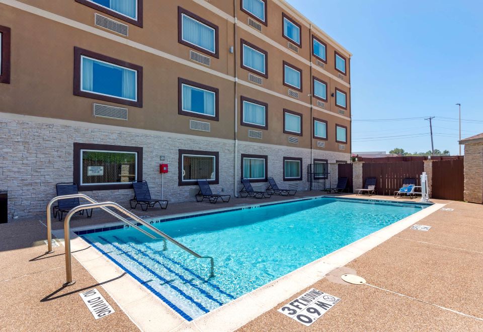 Best Western Plus Arlington North Hotel and Suites Over view