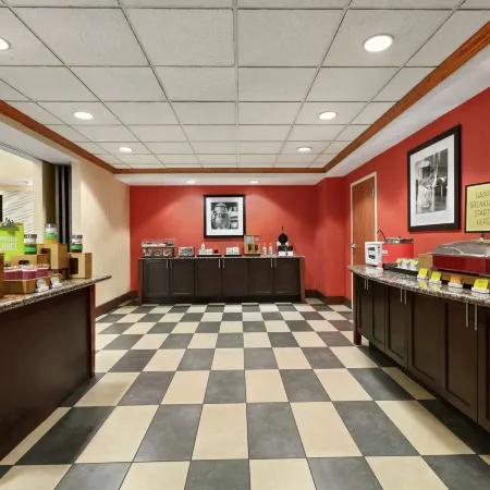 Hampton Inn & Suites Lawton