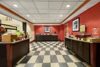 Hampton Inn & Suites Lawton - breakfast