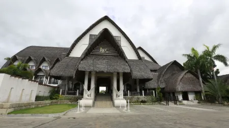 Java Hotel Отели в г. Северный Илокос