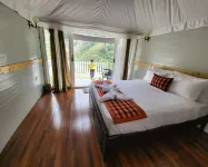 Nature Waterfall Resort, Bir Hotels in Bochang