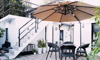 Fengjing Ancient Town Qiaowan Homestay (South Street)