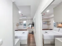 Warm and Cozy Style Studio Room at Paltrow City Apartment Hotel dekat Lapangan Mardi Soenarto
