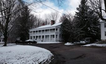 The Old Inn on the Green