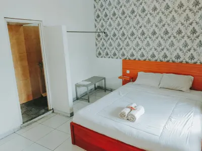 De Luck Homestay Near Alun Alun Sidoarjo Buduran 호텔