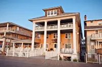 Lankford Hotel and Lodge - parking