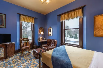 Steele Mansion Inn & Gathering Hub Hotels in Painesville