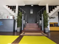 Villa Caparica Hostel Hotels in Almada