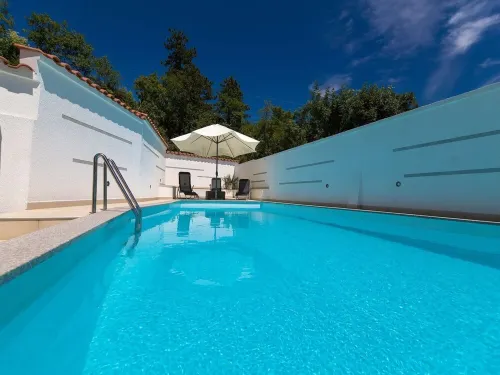 Apartment Villa Zdenka - Homestays