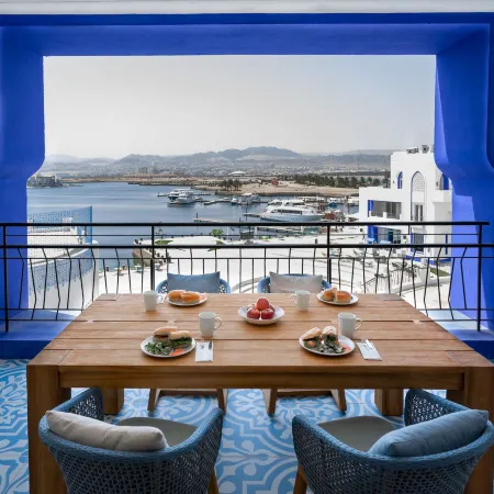 Cloud 7 Residence Ayla Aqaba