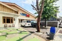 Sukawana Guest House Mitra RedDoorz Hotel dekat Bandara Internasional Kertajati Jawa Barat