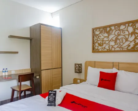 RedDoorz Near Jogja City Mall 4 Hotels in Mlati
