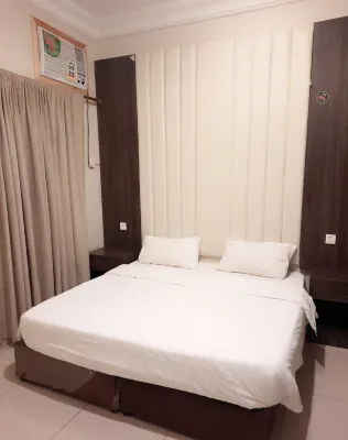 جولدن أبها المضياف Hotels near ممشى الضباب